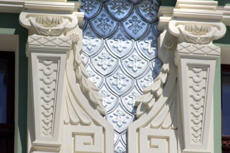 Реставраторы показали одесситам первые результаты своей работы по восстановлению Дома Руссова (фоторепортаж)