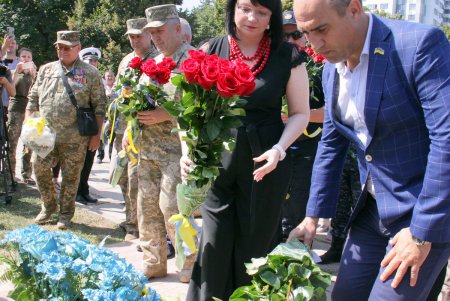 Память погибших защитников Украины почтили в Одессе (фоторепортаж)