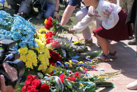 Память погибших защитников Украины почтили в Одессе (фоторепортаж)