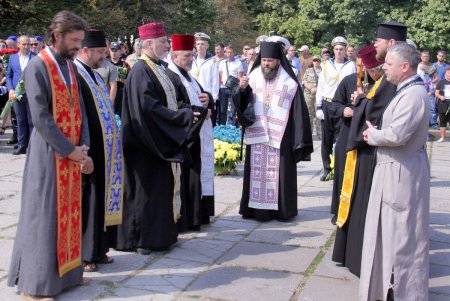 Память погибших защитников Украины почтили в Одессе (фоторепортаж)