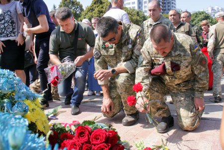 Память погибших защитников Украины почтили в Одессе (фоторепортаж)