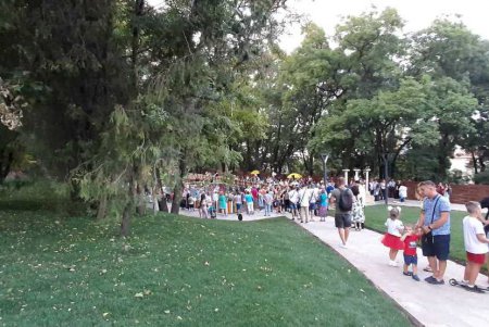 Детская зона в Греческом парке теперь открыта для посещения (фото) 