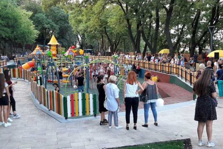 Детская зона в Греческом парке теперь открыта для посещения (фото) 