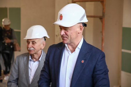 В Доме Руссова заложили капсулу в честь реставрации памятника архитектуры (фото)