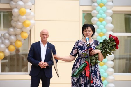 Крупнейшая школа на Большом Фонтане отметила юбилей (фото)