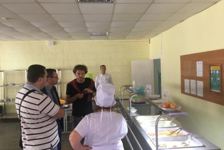 В лицее № 9 обсудили организацию школьных обедов по обновленному меню с известным кулинаром (фото)