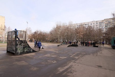 Новый роллердром строят на улице Крымской (фото)