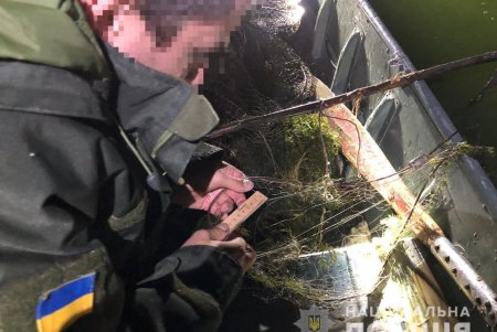 Рейд в акватории Днестра и Турунчука: изъяты более 800 метров браконьерских сетей (фото)