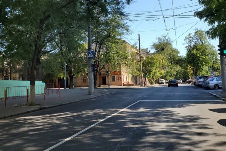 На Новосельского - свежая дорожная разметка (фото)