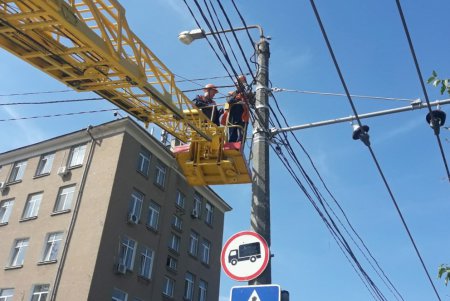 Наружное освещение восстановили в Приморском и Киевском районах (фото)