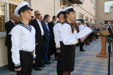 Первокурсники одесской мореходки приняли присягу (фото)
