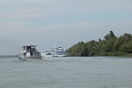 В Усть-Дунайский порт в Одесской области зашли сразу три круизных судна (фото)