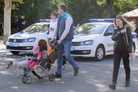 «Город профессий»: маленьких одесситов устроили на работу (фоторепортаж)