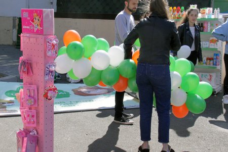 «Город профессий»: маленьких одесситов устроили на работу (фоторепортаж)