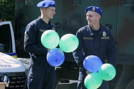 «Город профессий»: маленьких одесситов устроили на работу (фоторепортаж)