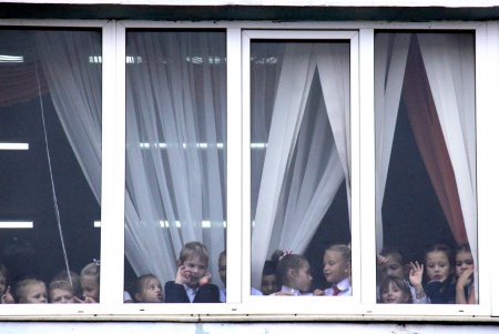Современный стадион появился на территории Одесской гимназии №6 (фоторепортаж)