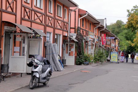 Колоритное место: на Староконном рынке можно найти все что угодно (фоторепортаж)