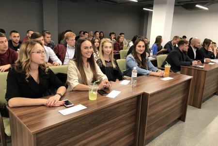На заседании Молодежного совета обсуждали проекты, интересные представителям разных возрастов (фото)