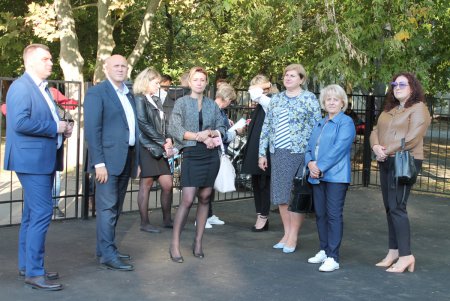 У юных экстремалов в Суворовском районе появился свой скейт-парк (фоторепортаж) 