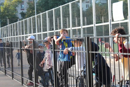 У юных экстремалов в Суворовском районе появился свой скейт-парк (фоторепортаж) 