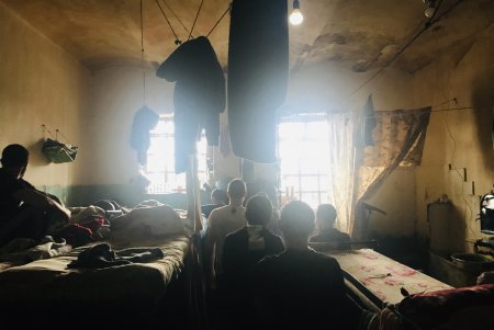 Переполненность, плесень и крысы: в Одесском СИЗО зафиксировали множество нарушений (фото)