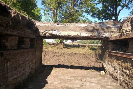 Разрушенный мост в Болградском районе начали восстанавливать (фото)