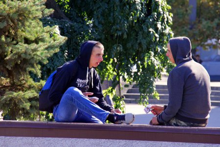 Привокзальная площадь: сухопутные ворота города (фоторепортаж) 