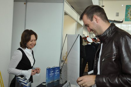 Масштабная ярмарка вакансий впервые состоялась на Морвокзале (фото)