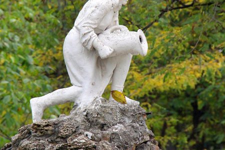 Любуемся осенью: прогулка по территории санатория им. Горького (фоторепортаж)