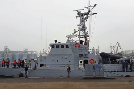 В Одесском порту пришвартовались доставленные из США военные катера (фото, видео)