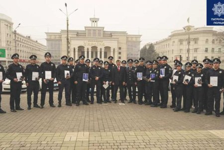 Одесская патрульная полиция получила новые автомобили, а лучшие сотрудники — ценные подарки (фото)