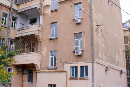 Осень в Лермонтовском переулке (фоторепортаж)