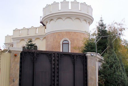 Осень в Лермонтовском переулке (фоторепортаж)