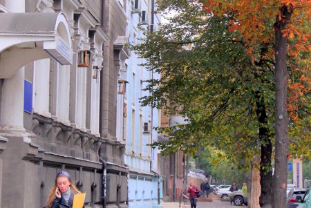 Осень в Лермонтовском переулке (фоторепортаж)