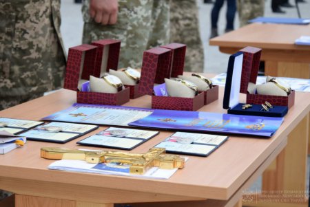 В Одесской области торжественно встретили морских пехотинцев, вернувшихся с Донбасса (фото) 