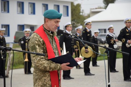 В Одесской области торжественно встретили морских пехотинцев, вернувшихся с Донбасса (фото) 