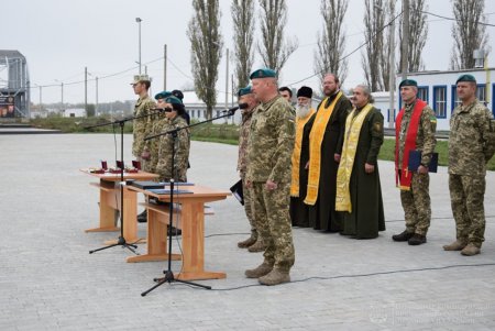 В Одесской области торжественно встретили морских пехотинцев, вернувшихся с Донбасса (фото) 