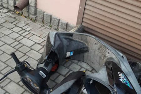 Патрульные полицейские задержали одного их поджигателей иномарки на Черемушках (фото)