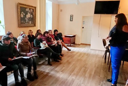 Школьных медсестер обучают аспектам дружественной работы с детьми и подростками (фото)