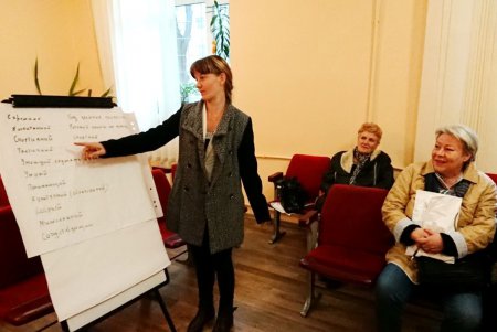 Школьных медсестер обучают аспектам дружественной работы с детьми и подростками (фото)
