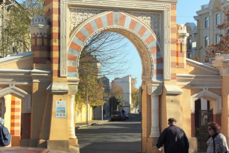 Прогулка по Французскому бульвару (фоторепортаж)