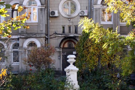 Прогулка по Французскому бульвару (фоторепортаж)