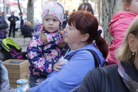 В сквере Героической обороны Одессы открыли детский спорткомплекс (фото)