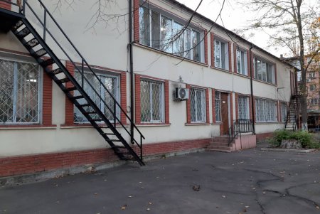 Побеги из одесского Центра социально-психологической реабилитации: журналистам показали жизнь воспитанников учреждения (фото)