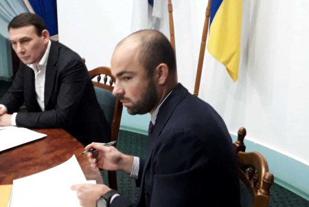 На круглом столе в областном совете озвучили основные проблемы Одесского региона, но выслушать их оказалось некому (фото)