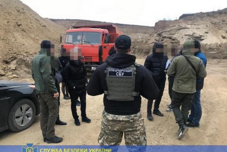 Незаконная добыча песка в регионе нанесла государству ущерб на 50 миллионов гривен