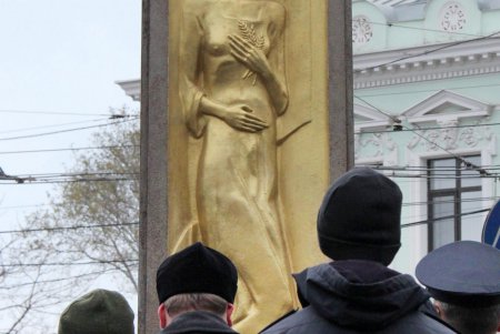 Одесситы почтили память жертв Голодоморов (фоторепортаж)