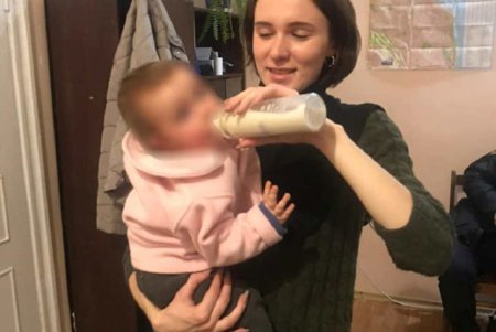 «Мне не нужен этот ребенок»: на улице Льва Толстого мать оставила годовалую дочь в грязной комнате и ушла в неизвестном направлении (фото) 