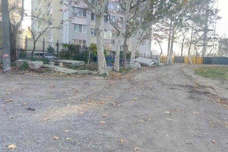 На Пишоновской ликвидировали аварию теплосетей и восстановили дорожное покрытие (фото)
