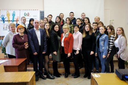 Врачи рассказали одесским студентам, как противостоять буллингу (фото)